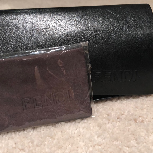 ❤️ Fendi Glasses - Picture 6 of 8